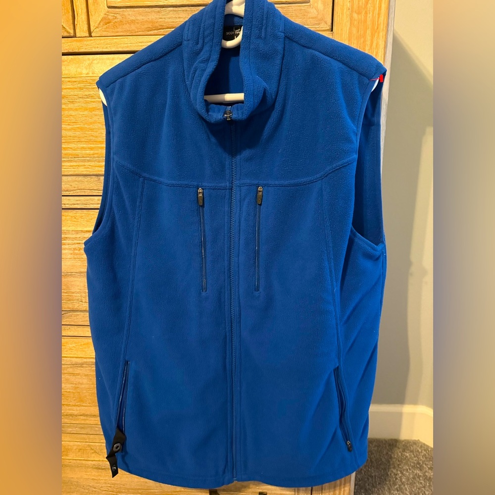 SOLD ON CROSSPOST Scottevest Men's Royal Blue Fleece Vest